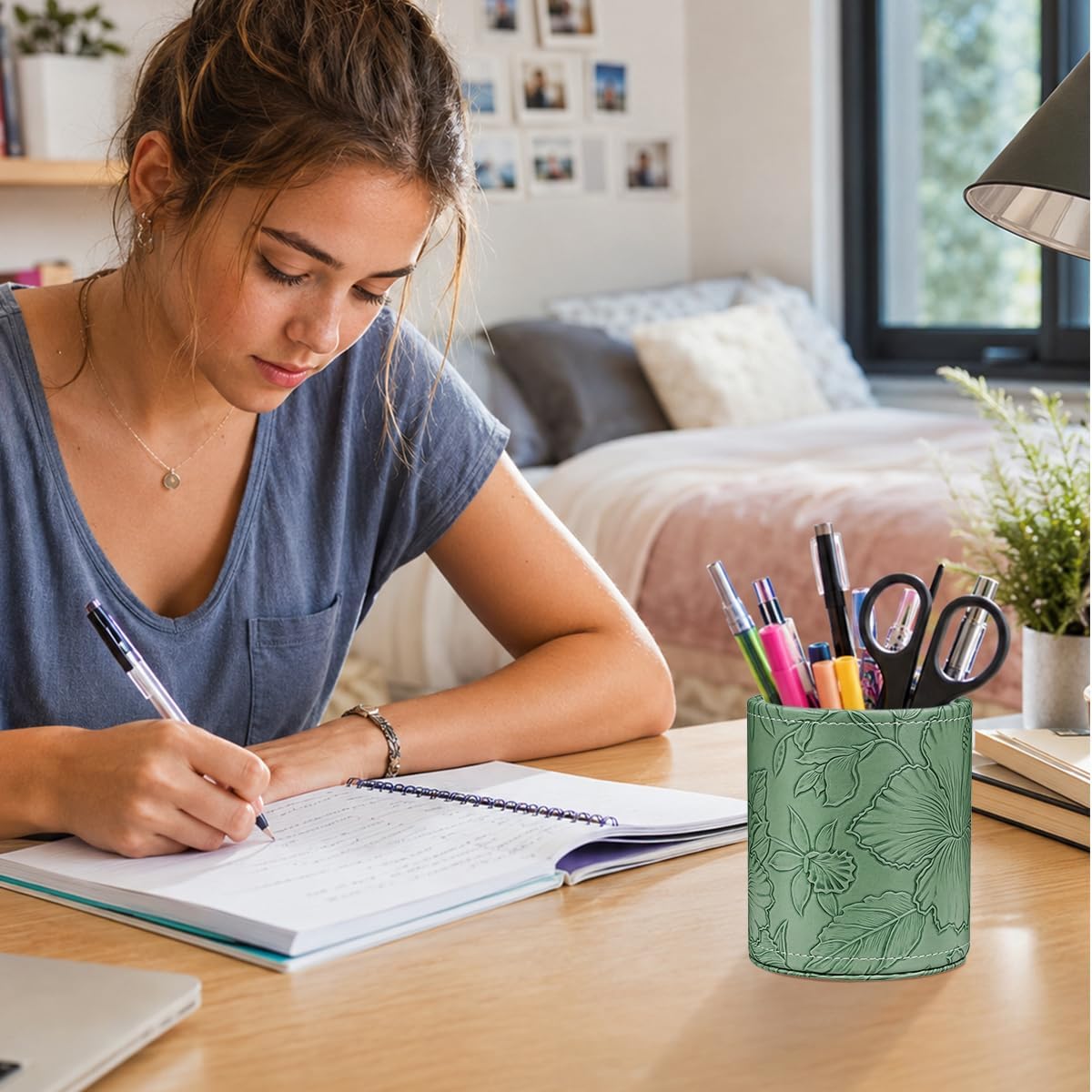 Round Leather Pen Holder for Desk, Desktop Organizer, (Carved Green)